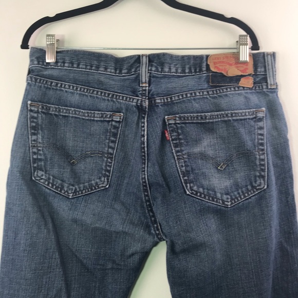 Levi's Dark Fade Wash Denim Men's Jeans 34x30 - Picture 4 of 5